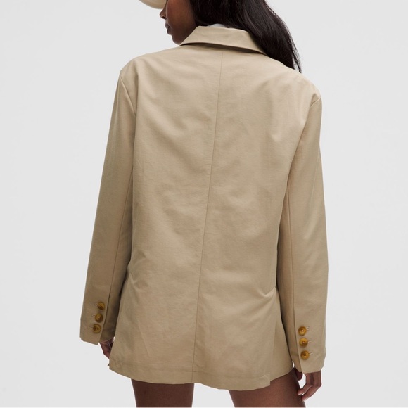 Lululemon over sized  Tan Women's Blazer NWT - Picture 3 of 4